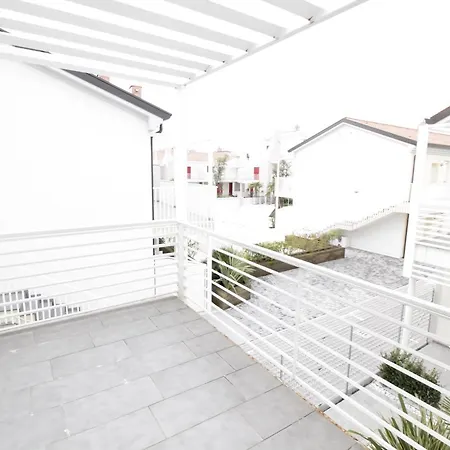 Apartman Sunrise *